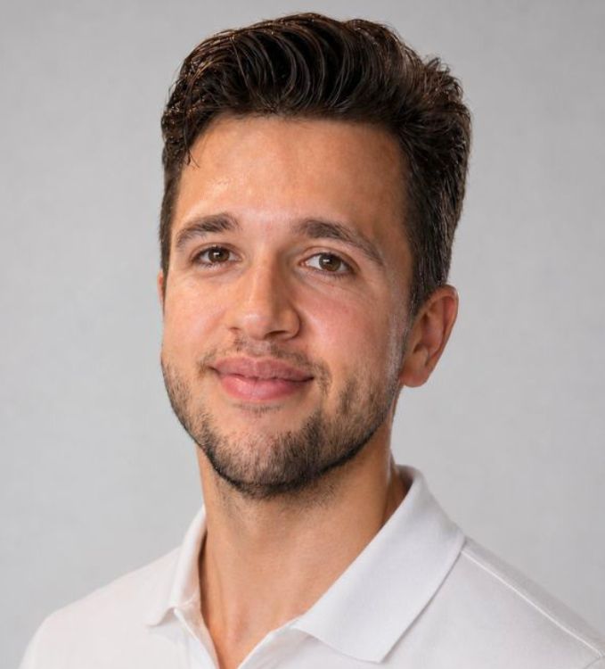 Dr. Tim Ruscher